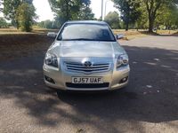 TOYOTA AVENSIS