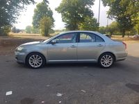 TOYOTA AVENSIS