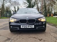 BMW 1 SERIES