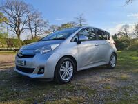 TOYOTA VERSO